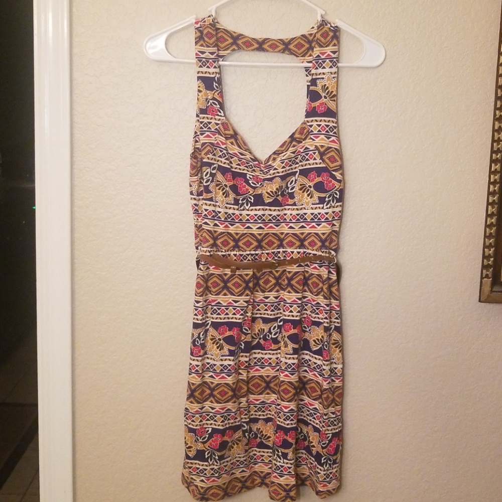 Forever 21 Aztec keyhole dress